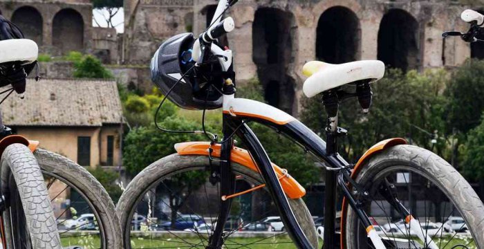 Escursioni a piedi e in bicicletta